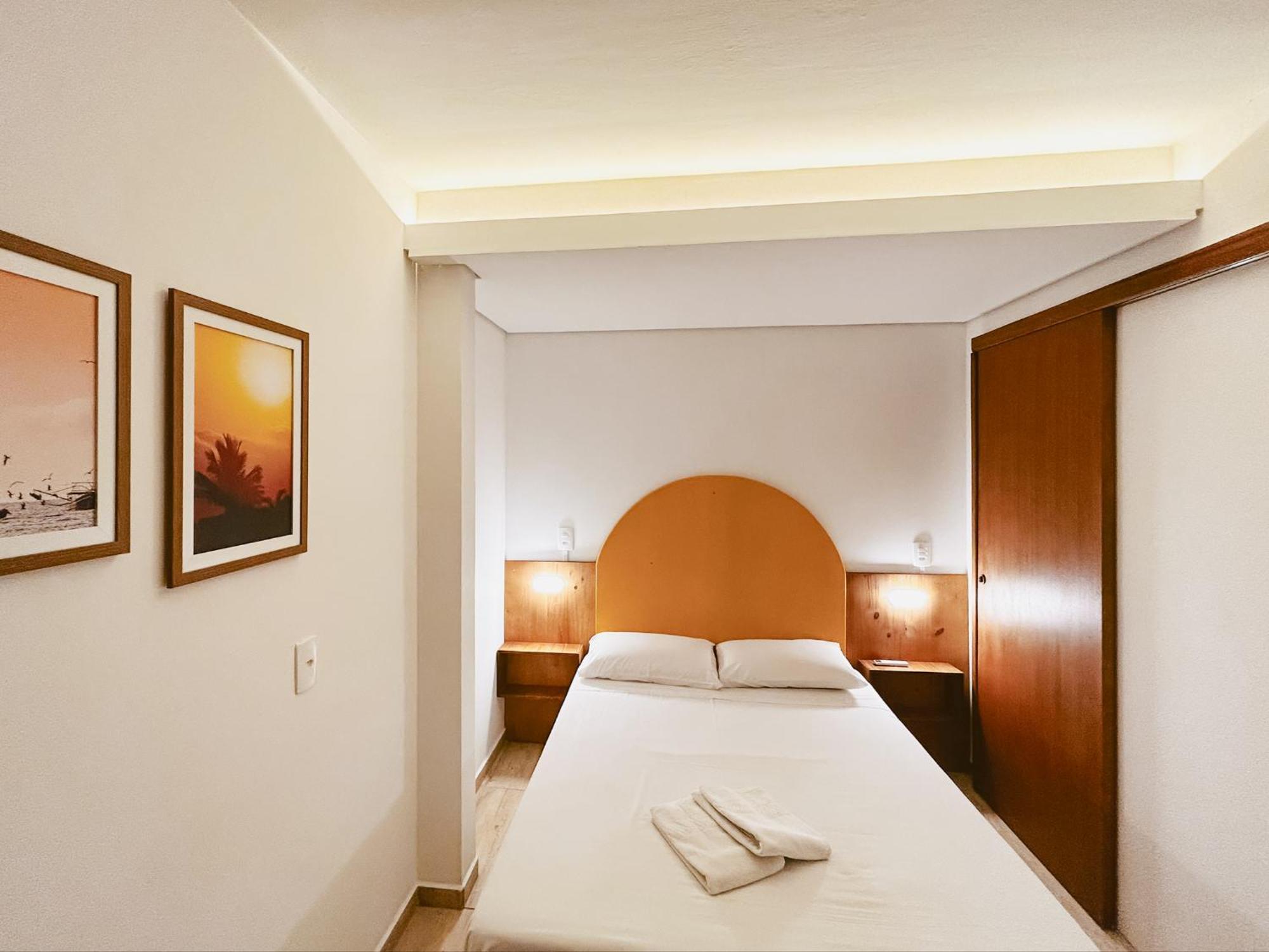Babitonga Hostel - 100M Da Prainha Сан-Франсиску-ду-Сул Экстерьер фото