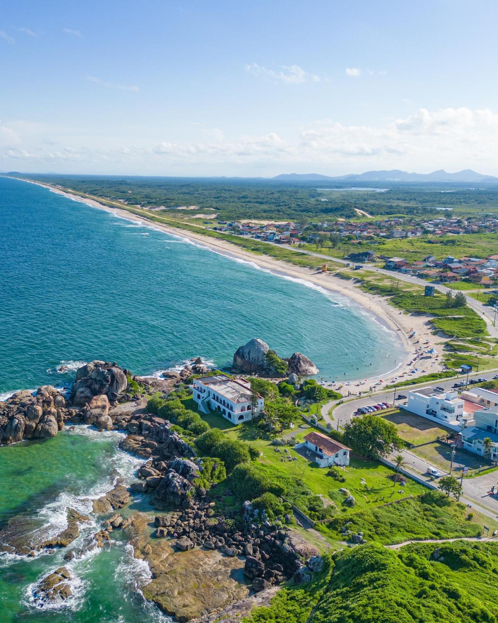 Babitonga Hostel - 100M Da Prainha Сан-Франсиску-ду-Сул Экстерьер фото