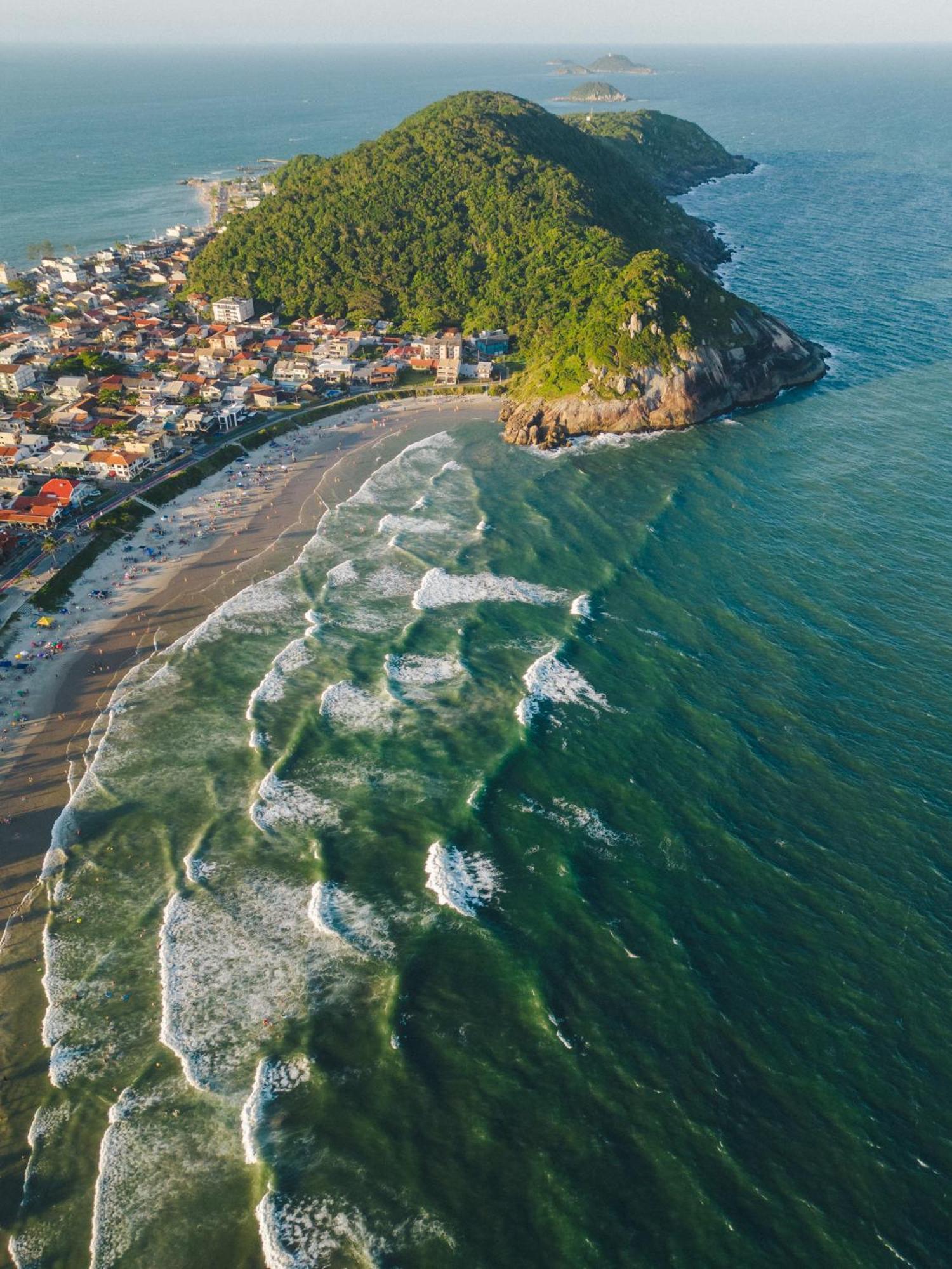 Babitonga Hostel - 100M Da Prainha Сан-Франсиску-ду-Сул Экстерьер фото